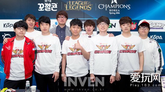 市场的双重 市场的双重